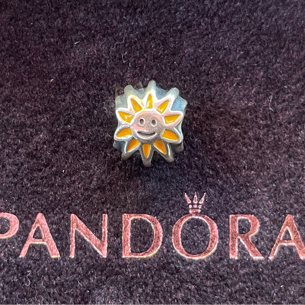 Pandora Charm Sun